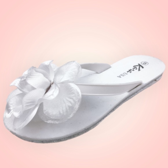 Kara Shoes - Kara White Rosette Flower Glitter Thong Flip Flop Sandal